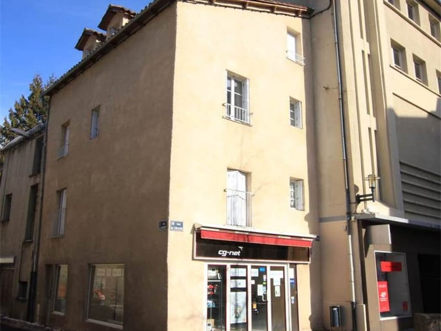 Immeuble à vendre - 140m2 - Saint-Flour (15100)