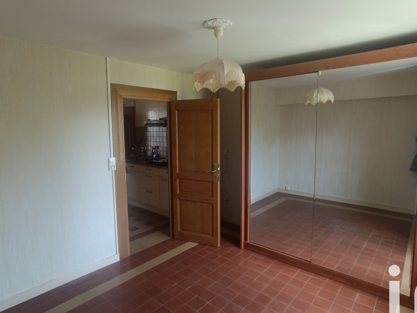Maison à vendre - 3 pièces - 77m2 - Vouillon (36100)