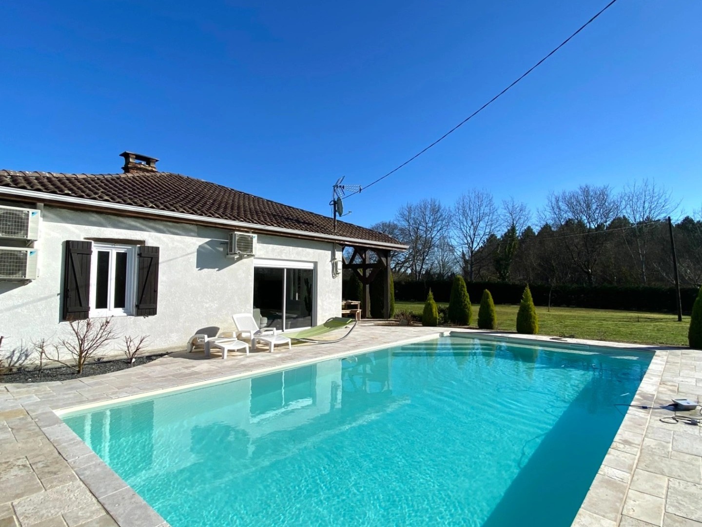 Maison à vendre - 5 pièces - 130m2 - Ygos-Saint-Saturnin (40110)