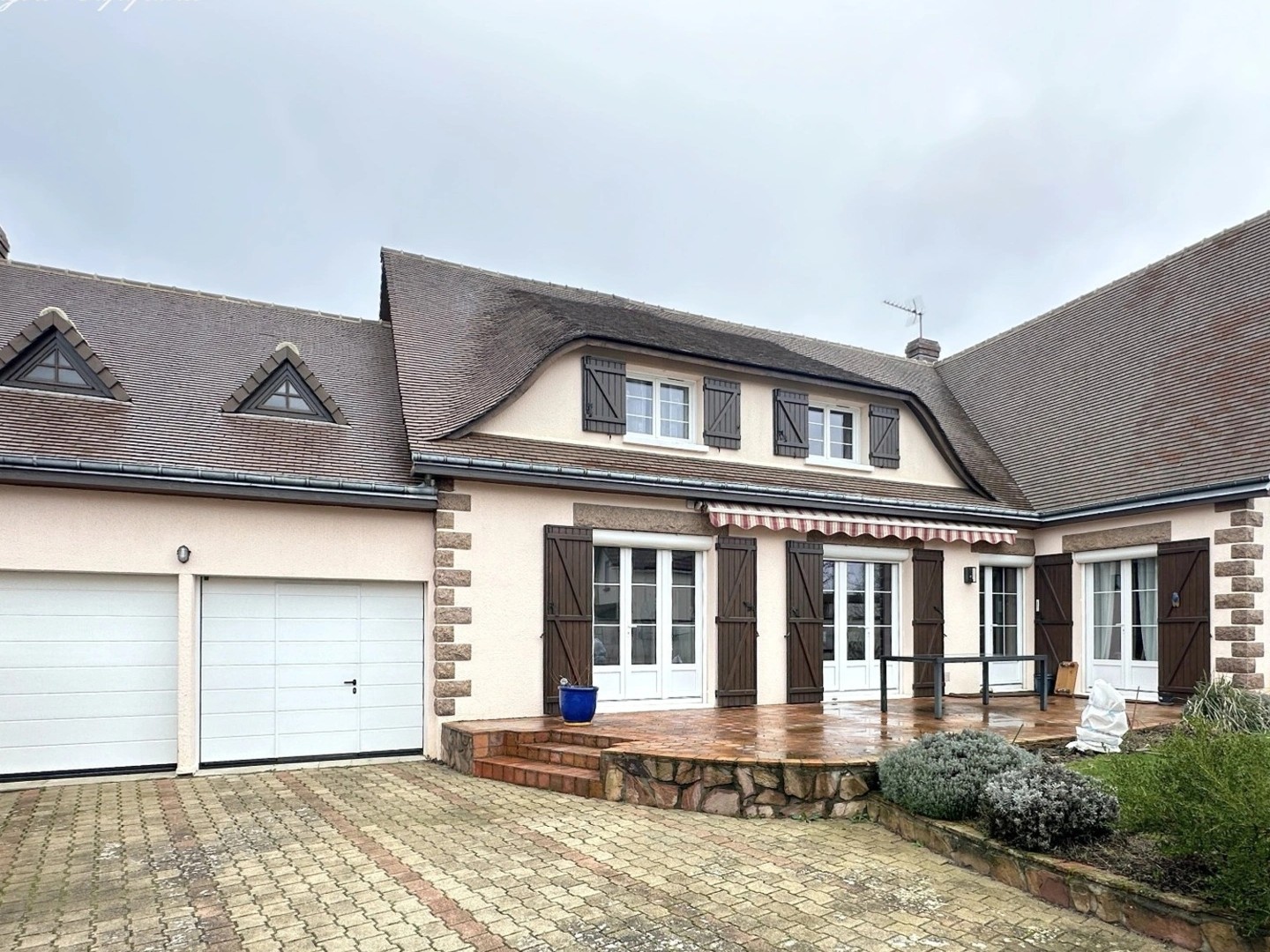 Maison à vendre - 10 pièces - 260m2 - Saint-Georges-Sur... (28190)