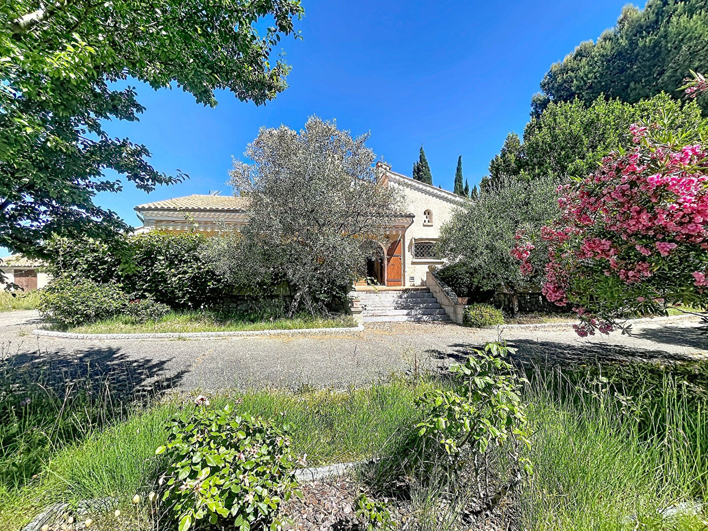 Maison à vendre - 4 pièces - 179m2 - Saint-Maurice-Sur... (26110)