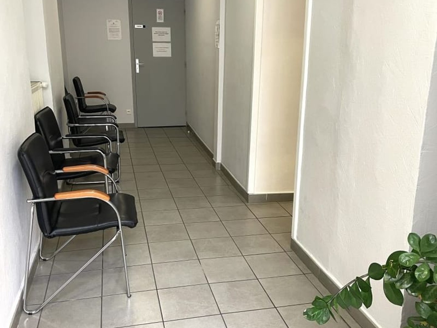 Magasin à vendre - 146m2 - Avignon (84000)