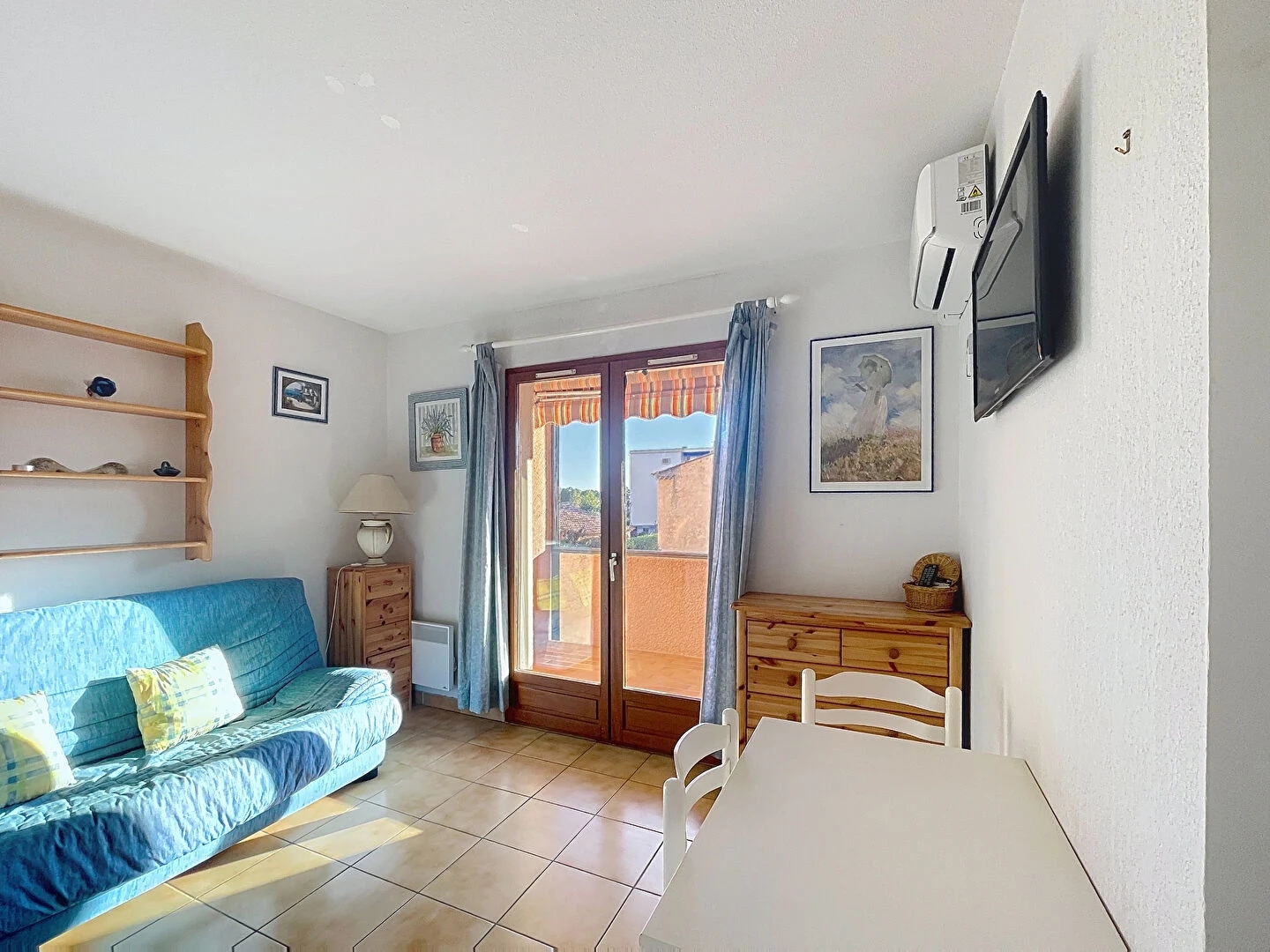 Appartement à vendre - 2 pièces - 24m2 - Bormes-Les-Mimosas (83230)