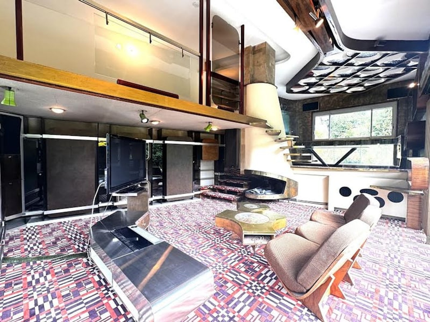 Maison 6 pièces 232 m²
