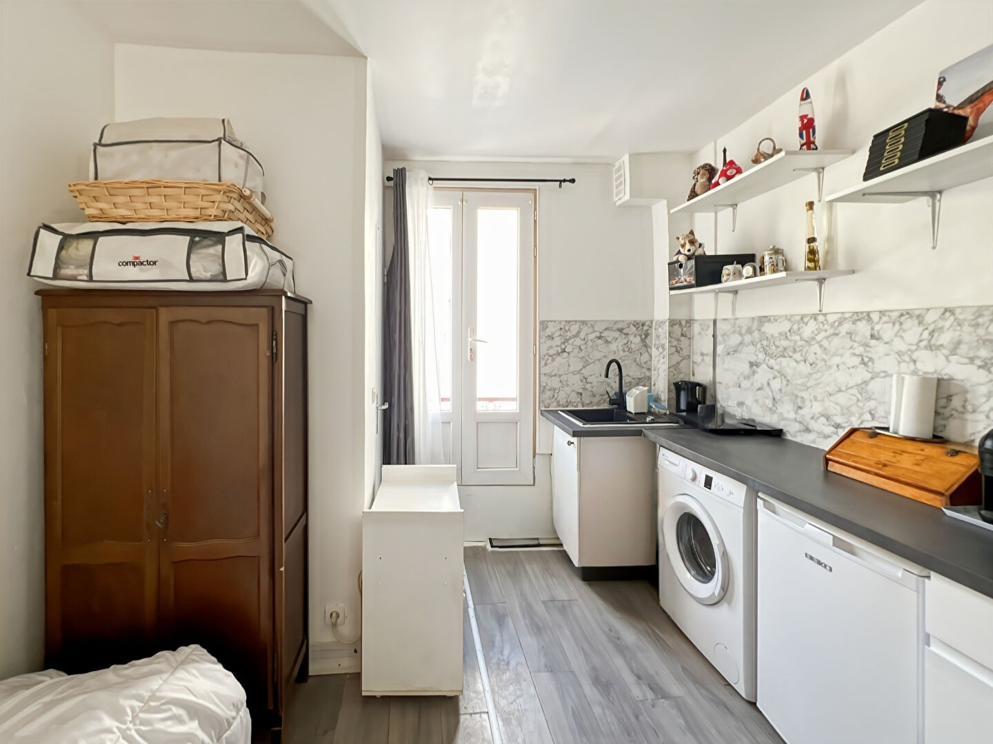 Appartement à vendre - 1 pièce - 11m2 - Paris 15e (75015)