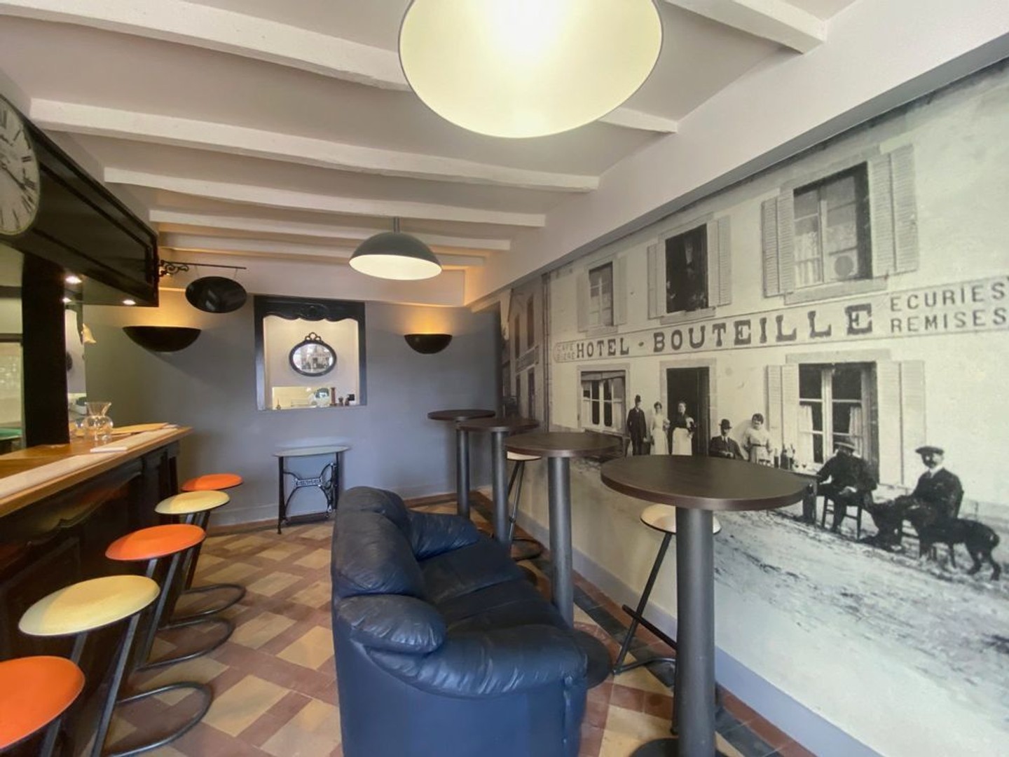 Magasin à vendre - 1 pièce - 160m2 - Faux-La-Montagne (23340)