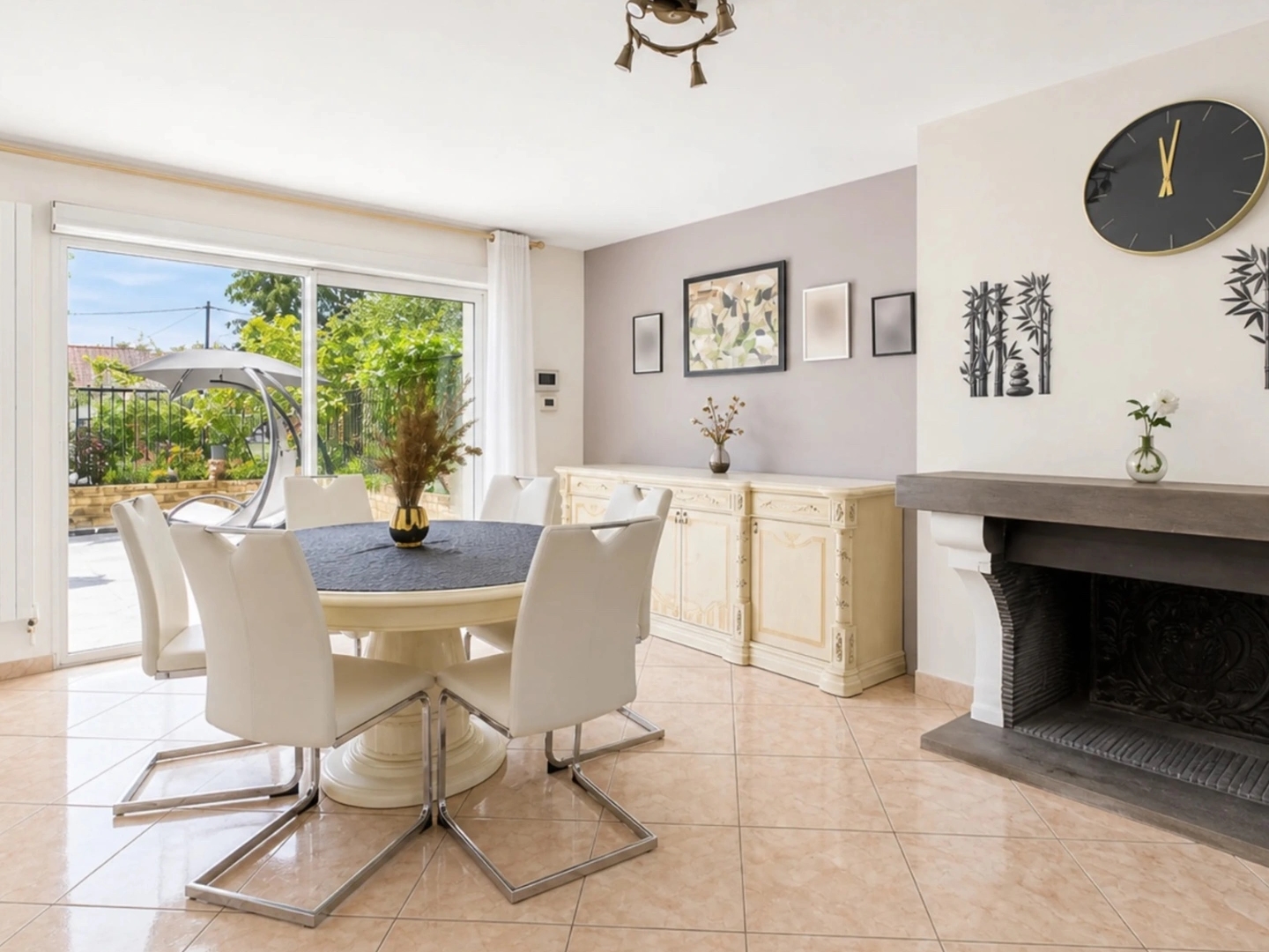 Maison à vendre - 10 pièces - 303m2 - Montfermeil (93370)
