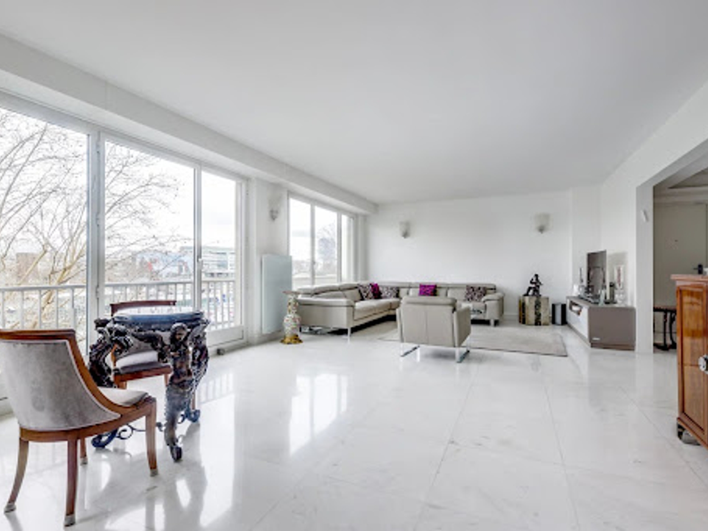 Appartement à vendre - 5 pièces - 136m2 - Paris 16e (75016)