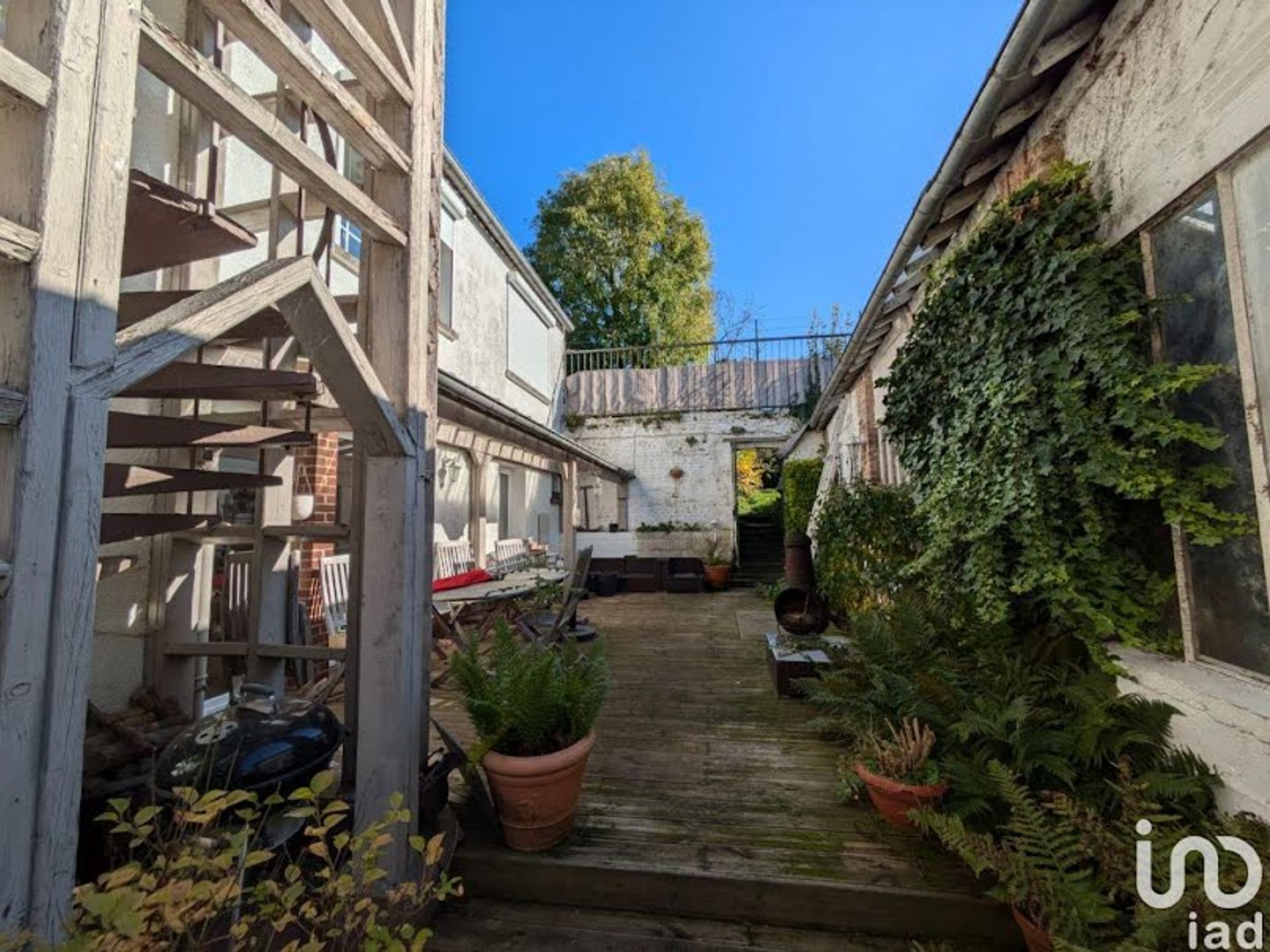 Immeuble à vendre - 410m2 - Pont-De-Metz (80480)