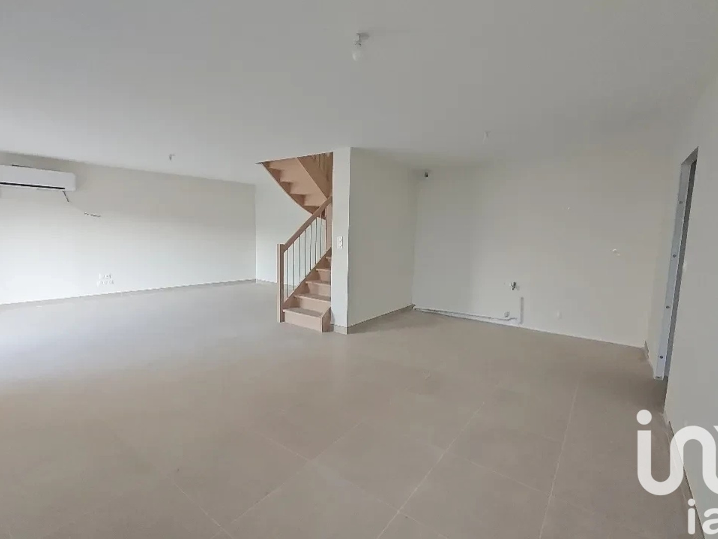 Maison à vendre - 4 pièces - 100m2 - Saint-Alban-Du-Rhône (38370)