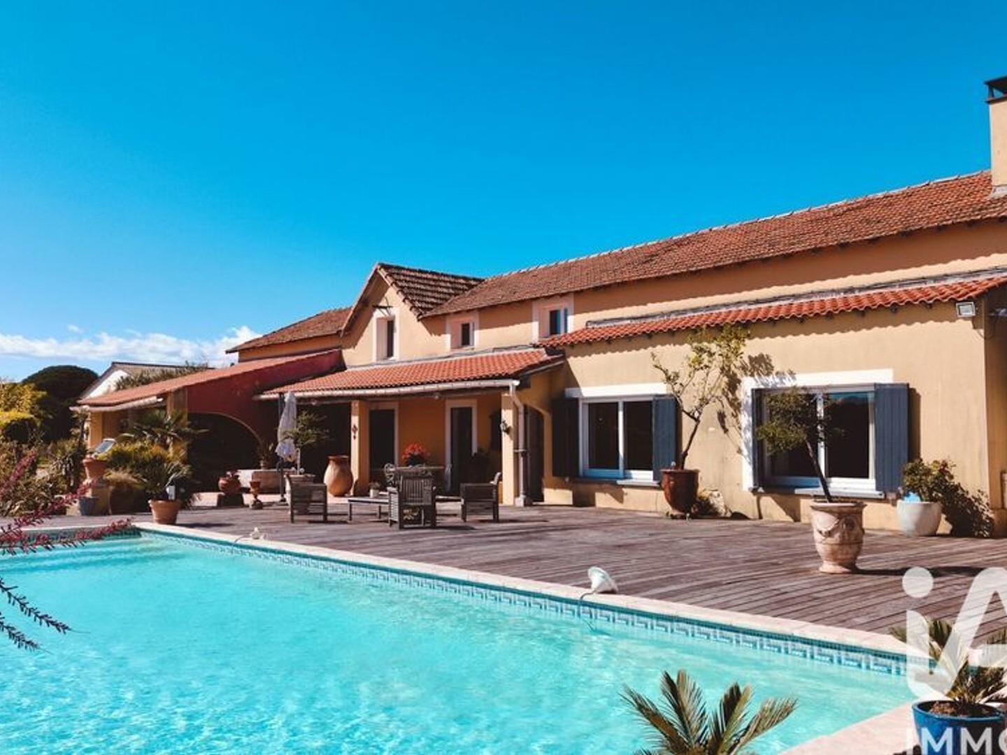 Maison 2 pièces 453 m²