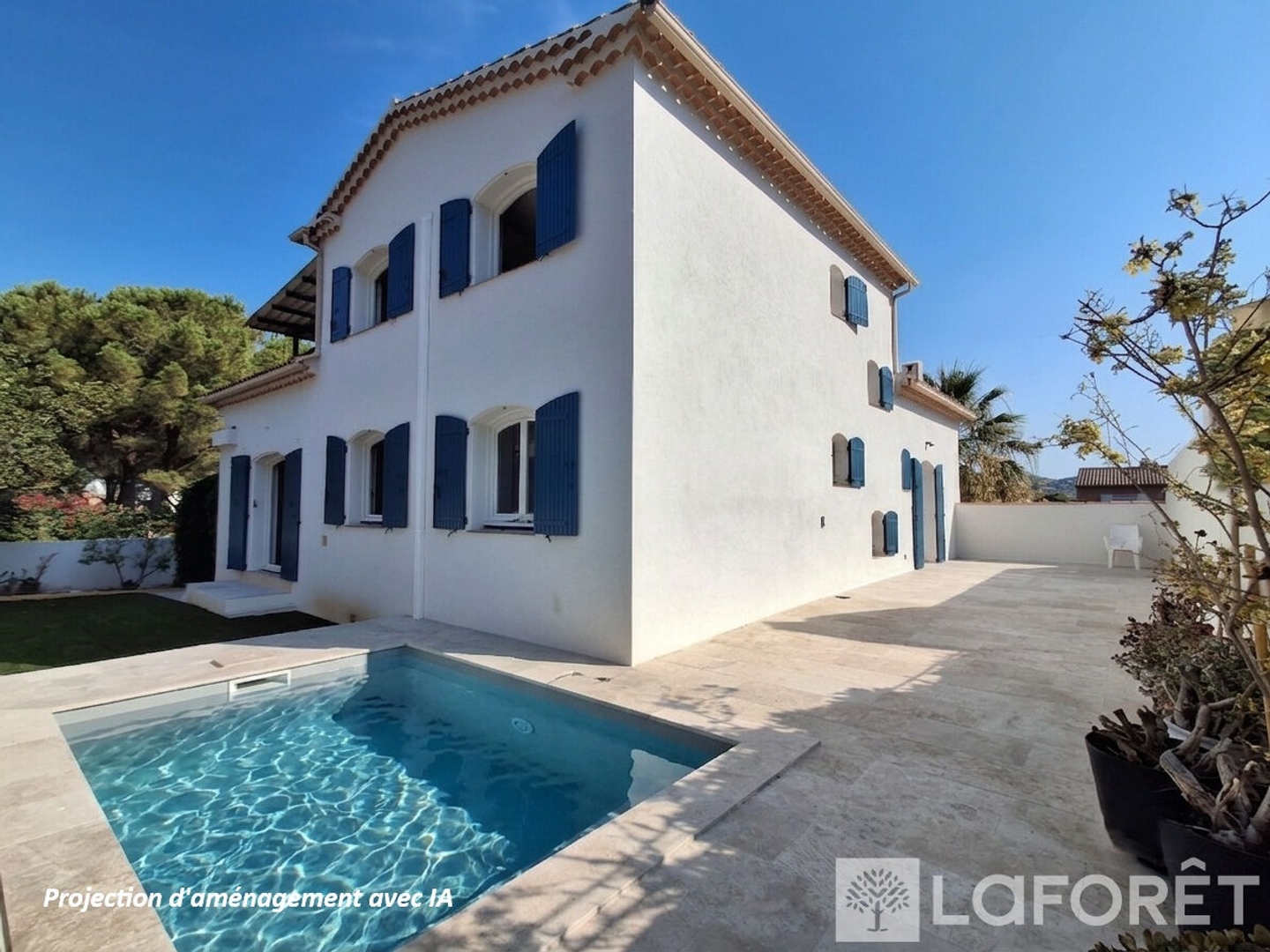 Maison à vendre - 7 pièces - 190m2 - Hyères (83400)