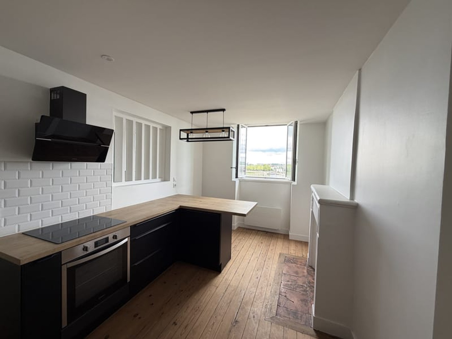 Appartement à vendre - 2 pièces - 55m2 - Bordeaux (33000)