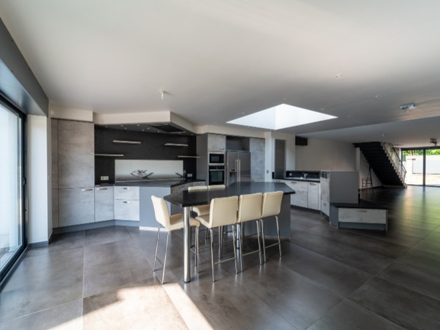 Maison 176m² -2chambres 1bureau Jardin en Hyper Centre Solre le chateau proche Frontiere Belge