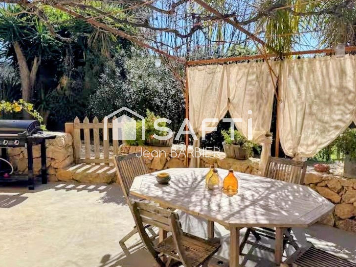 Maison à vendre - 7 pièces - 163m2 - Sanary-Sur-Mer (83110)