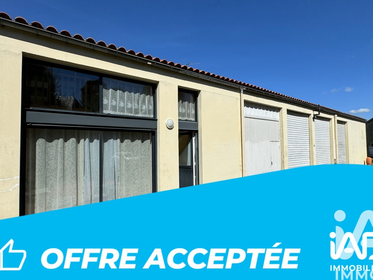 Immeuble à vendre - 265m2 - Fontenay-Le-Comte (85200)
