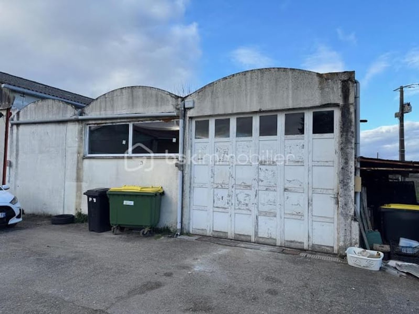 Locaux à vendre - 242m2 - Génissac (33420)