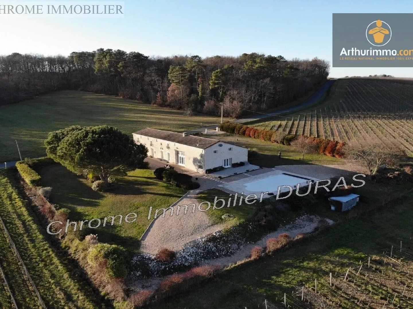 Maison à vendre - 2 pièces - 360m2 - Sainte-Foy-La-Grande (33220)