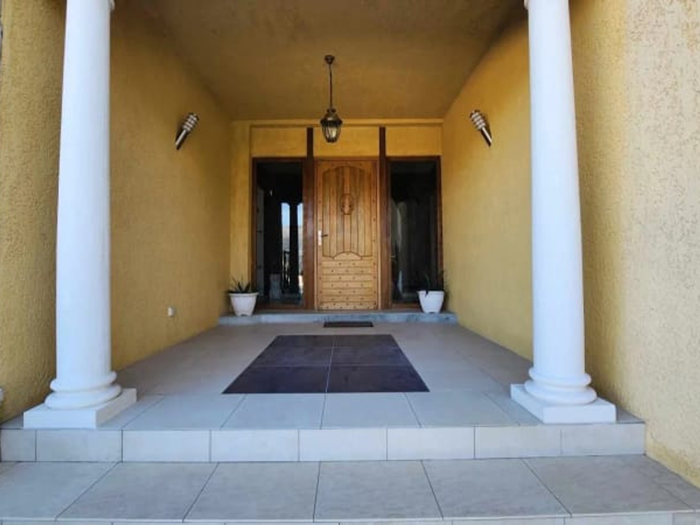 Maison 10 pièces 370 m²