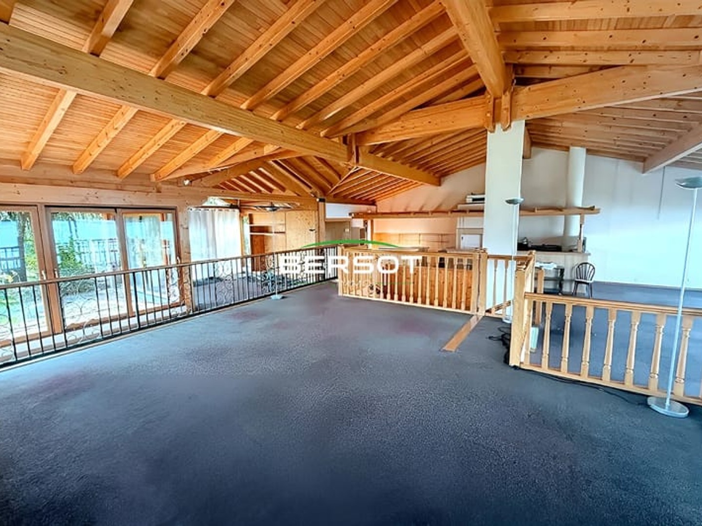 Immeuble à vendre - 4 pièces - 238m2 - Yvoire (74140)