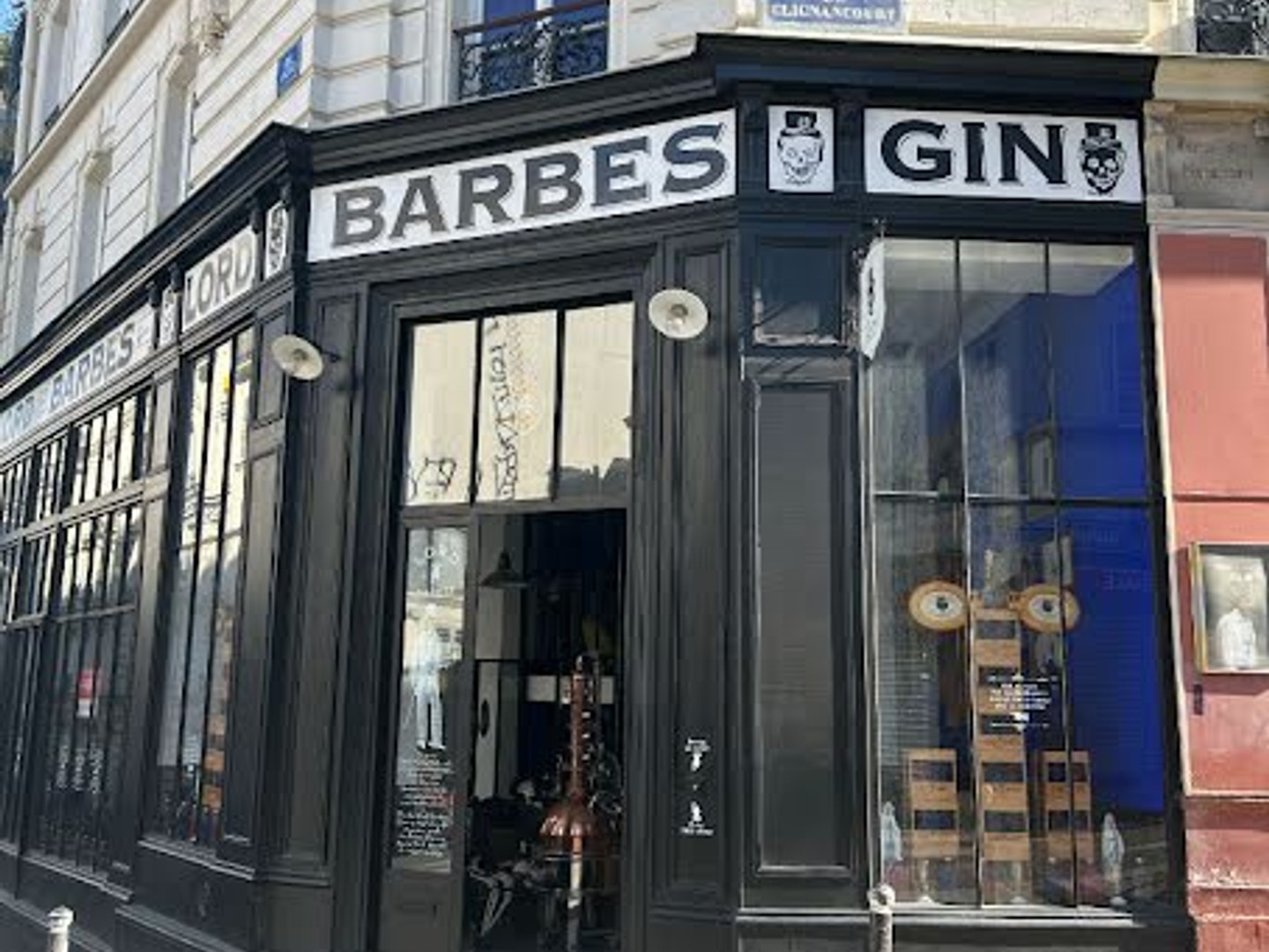 Immeuble à vendre - 105m2 - Paris 18e (75018)