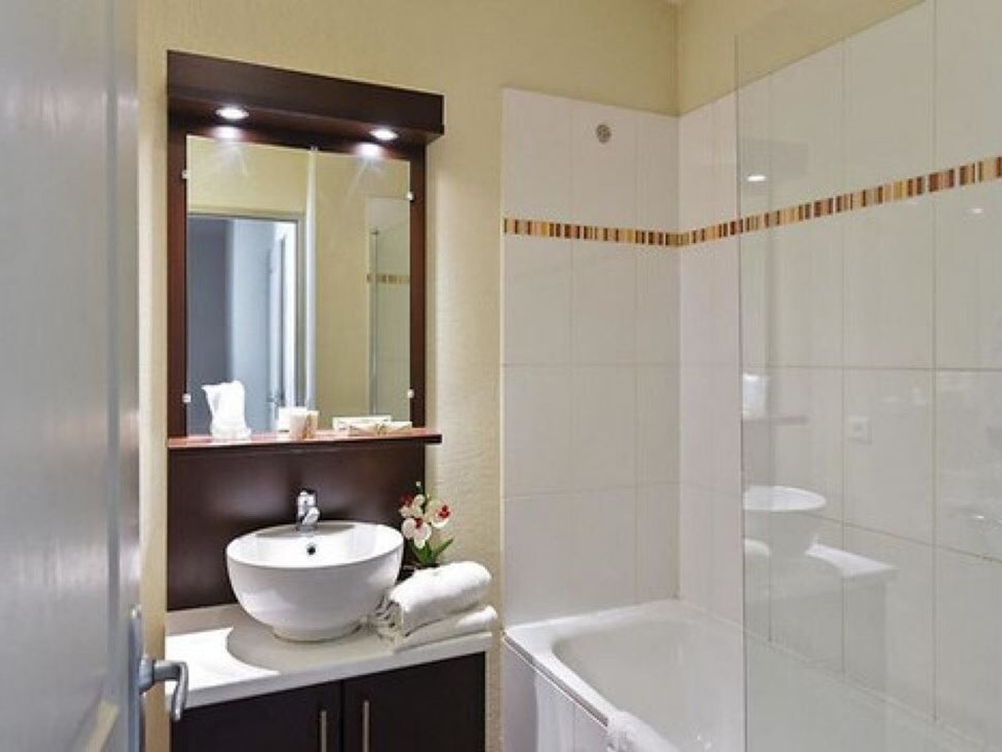 Appartement à vendre - 1 pièce - 23m2 - Six-Fours-Les-Plages (83140)