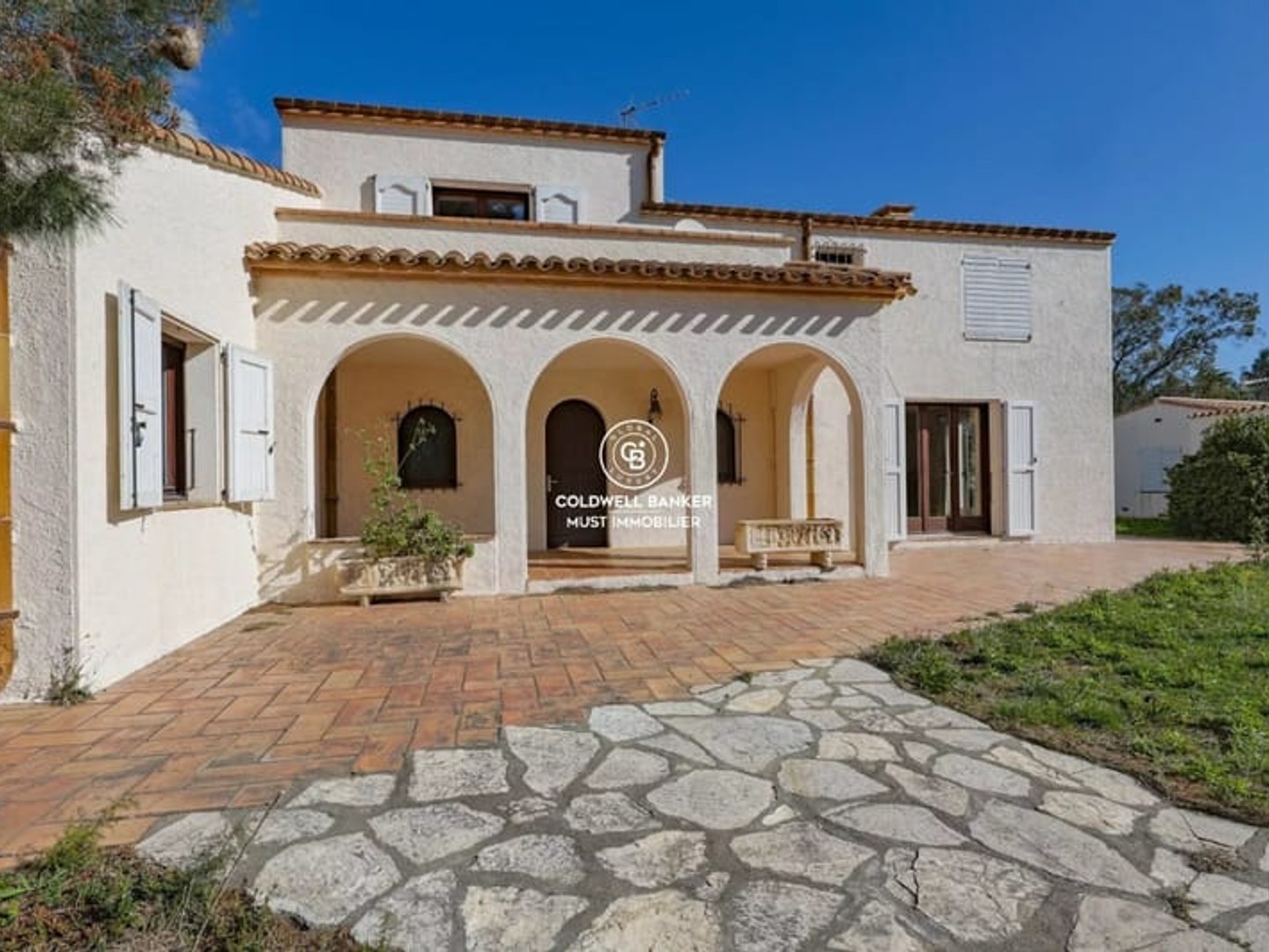 Maison à vendre - 7 pièces - 718m2 - Perpignan (66000)