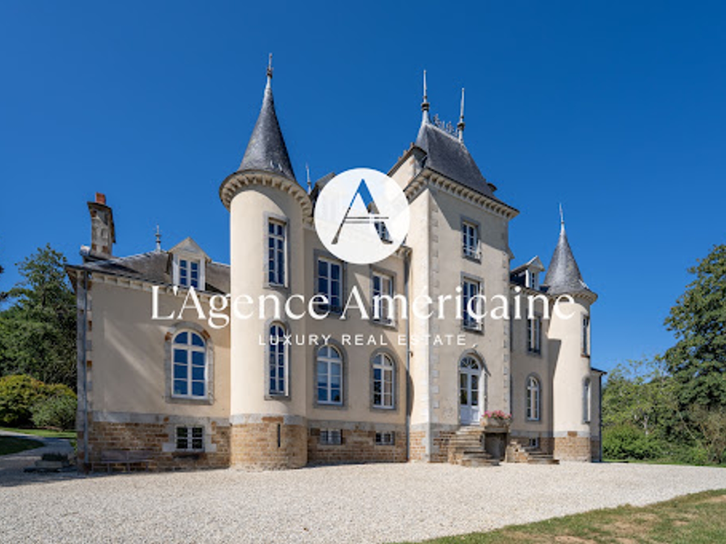 Maison à vendre - 1170m2 - Saint-Pierre-Des-... (53500)
