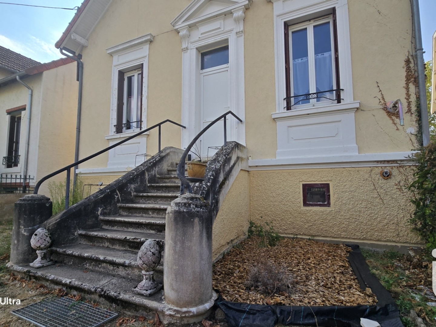 Maison à vendre - 4 pièces - 79m2 - Saint-Amand-Montrond (18200)