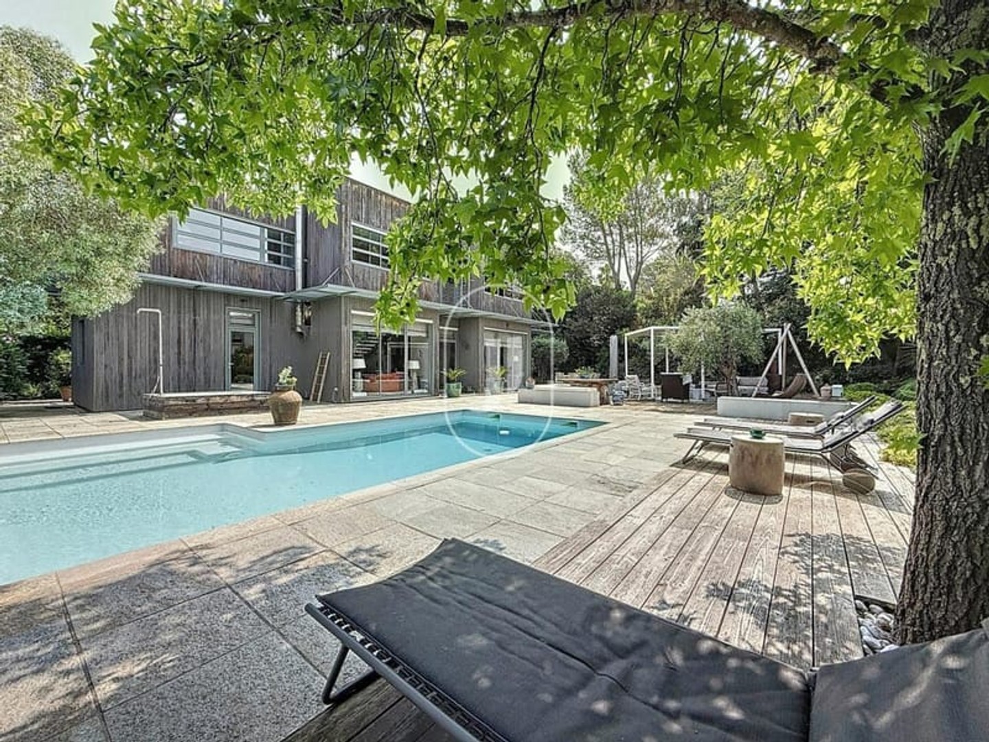 Villa contemporaine avec piscine à vendre à Saint-Raphaël