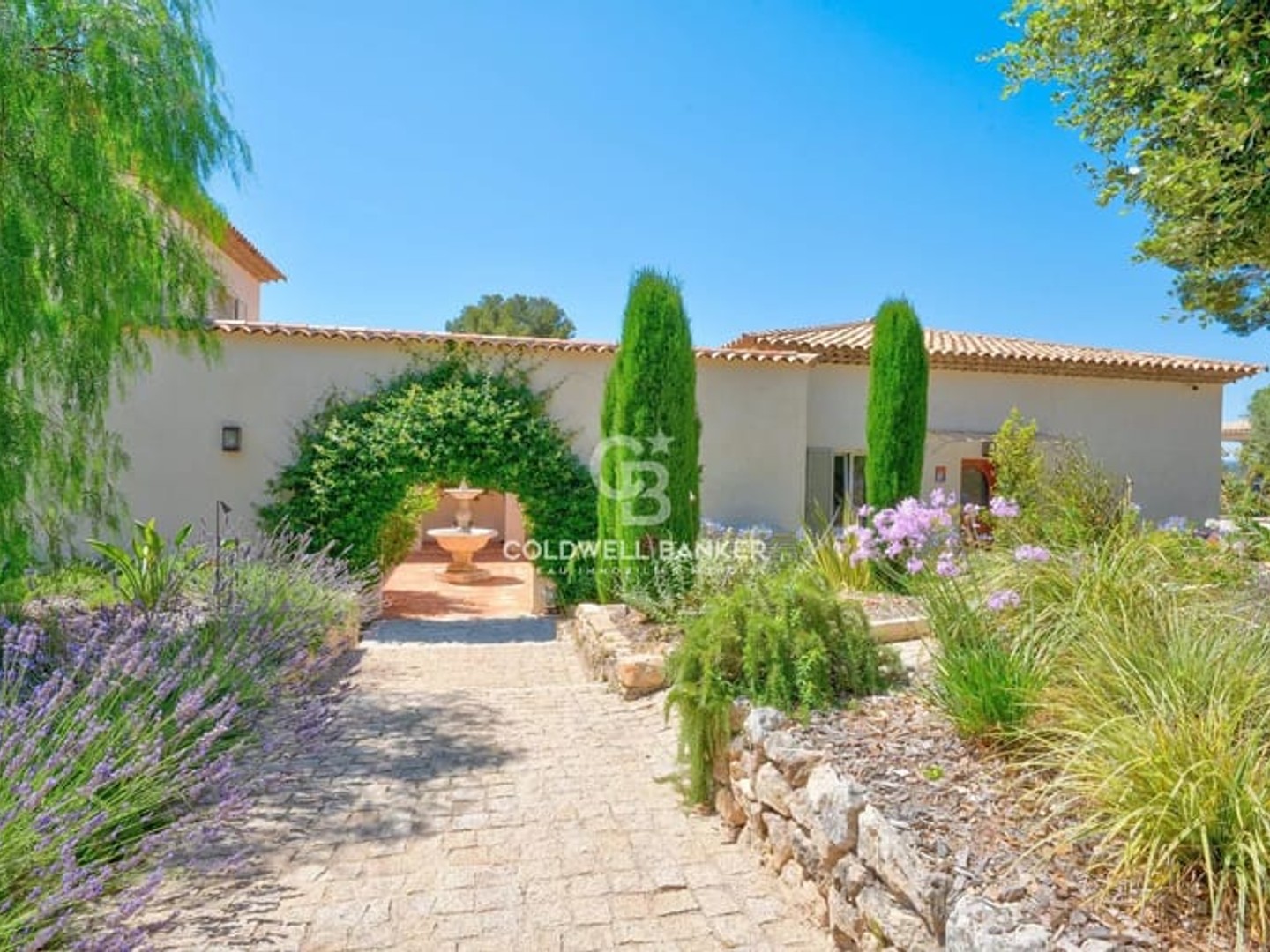 Maison à vendre - 18 pièces - 555m2 - Valbonne (06560)