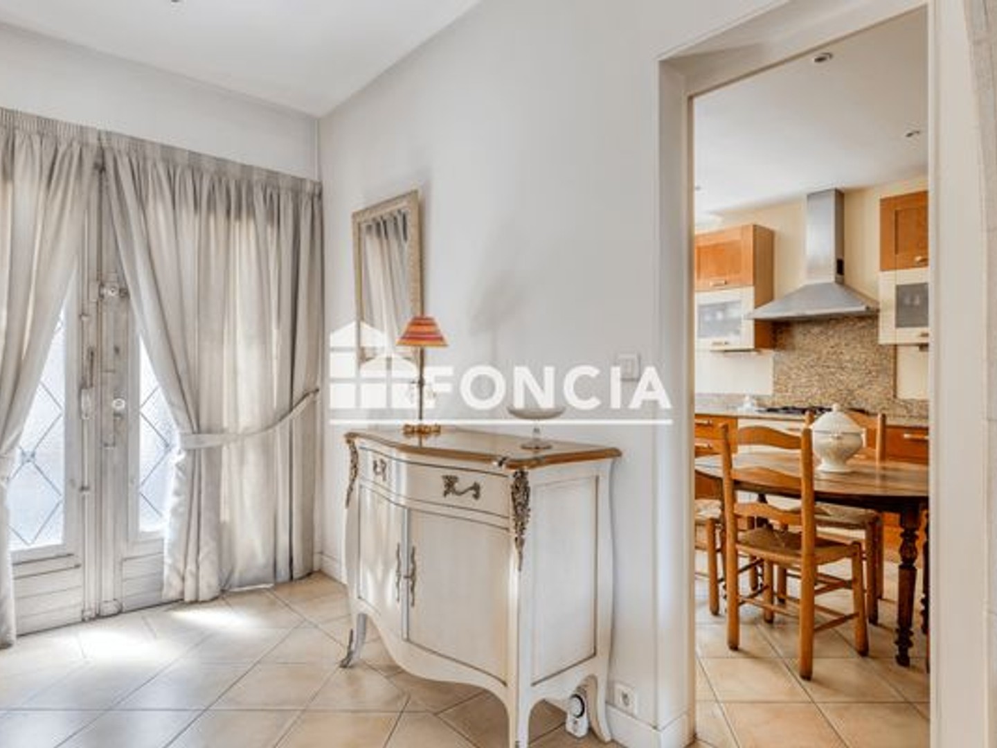 Maison 10 pièces 215 m²