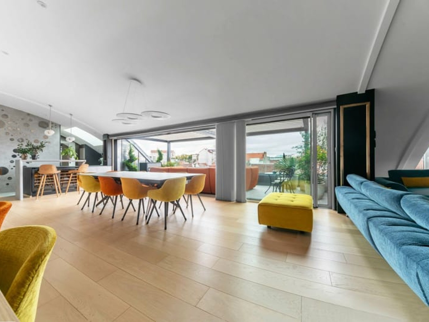 Appartement à vendre - 3 pièces - 146m2 - Vichy (03200)