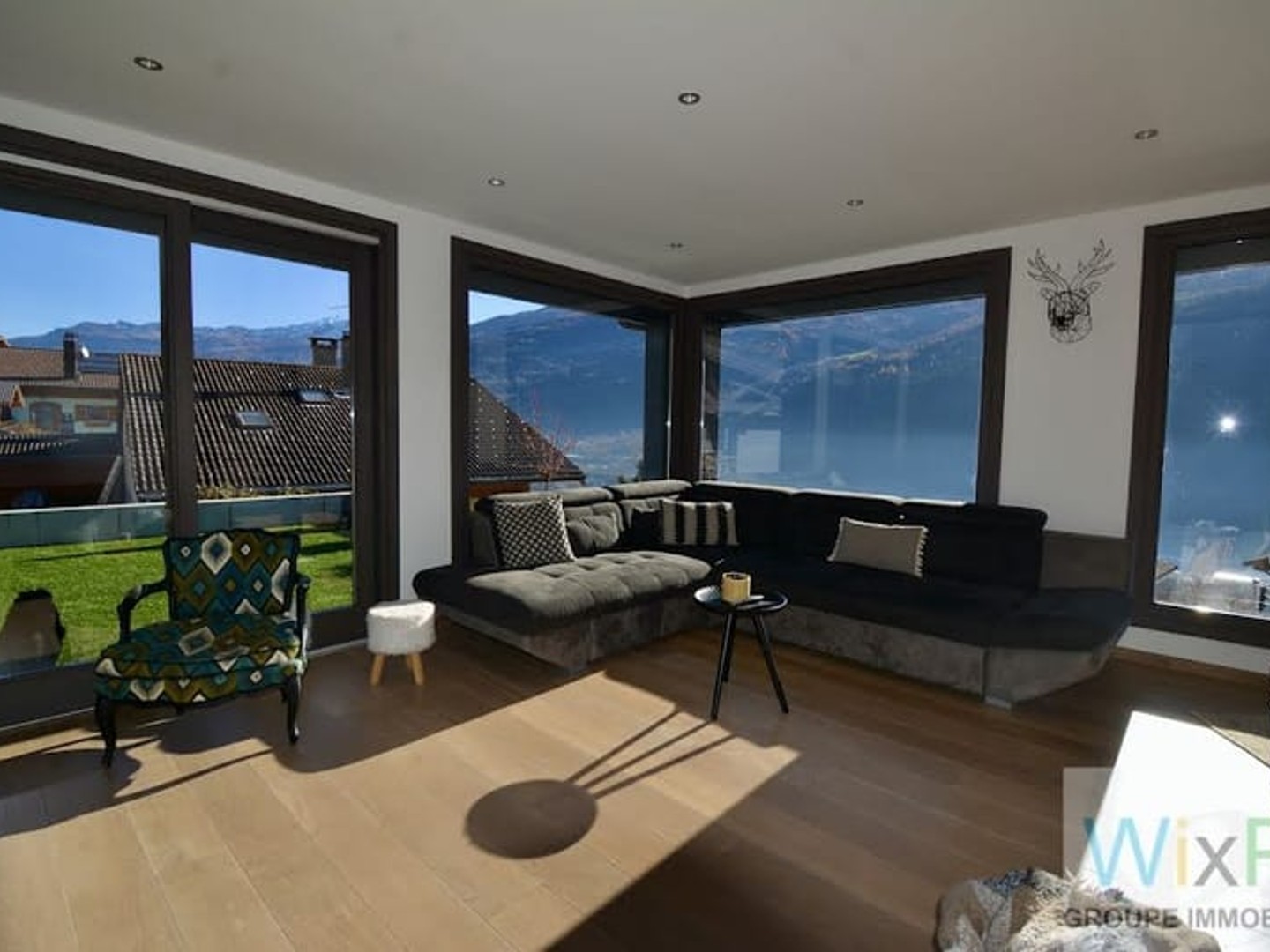 Maison 9 pièces 270 m²