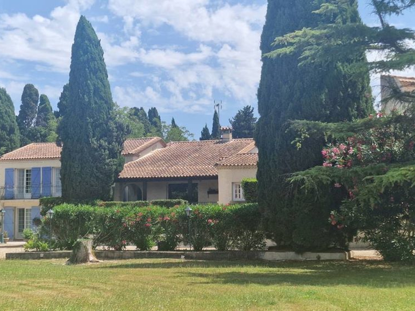 MAS, FERME A VENDRE SECTEUR NIMES, LANGUEDOC ROUSSILLON, SUD DE LA FRANCE
