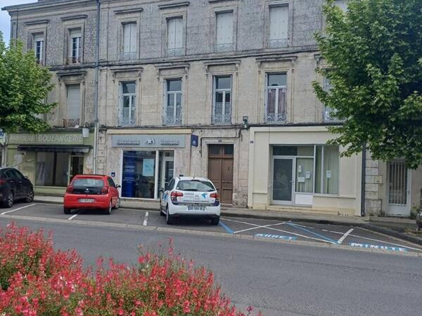 Appartement à vendre - 310m2 - Chalais (16210)