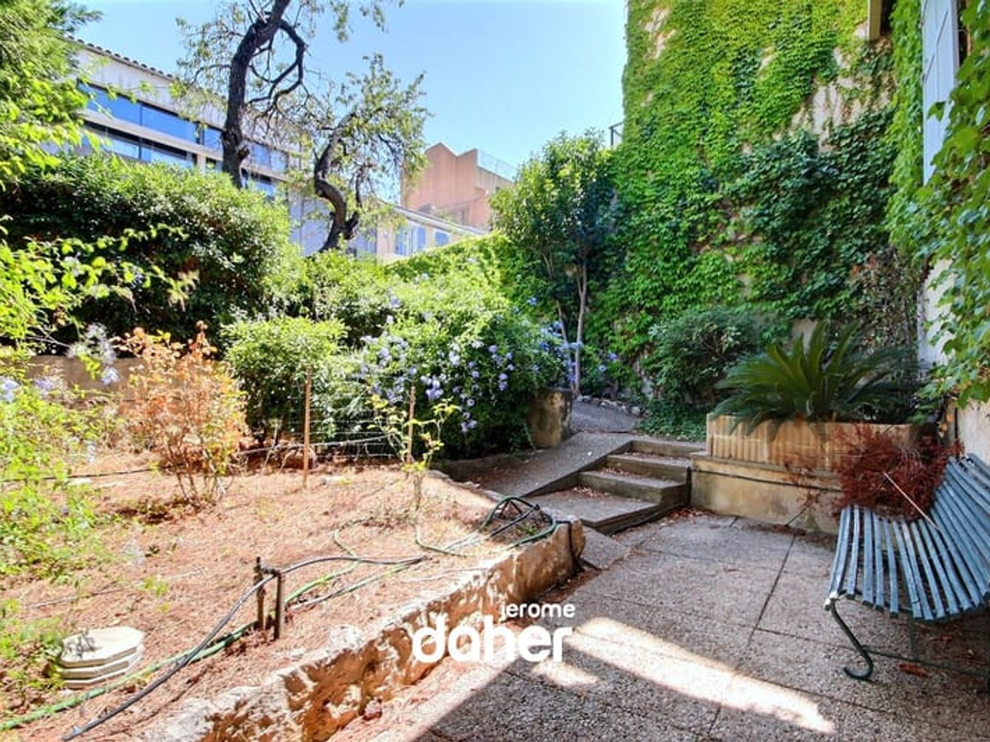 Maison à vendre - 4 pièces - 125m2 - Marseille 7e (13007)