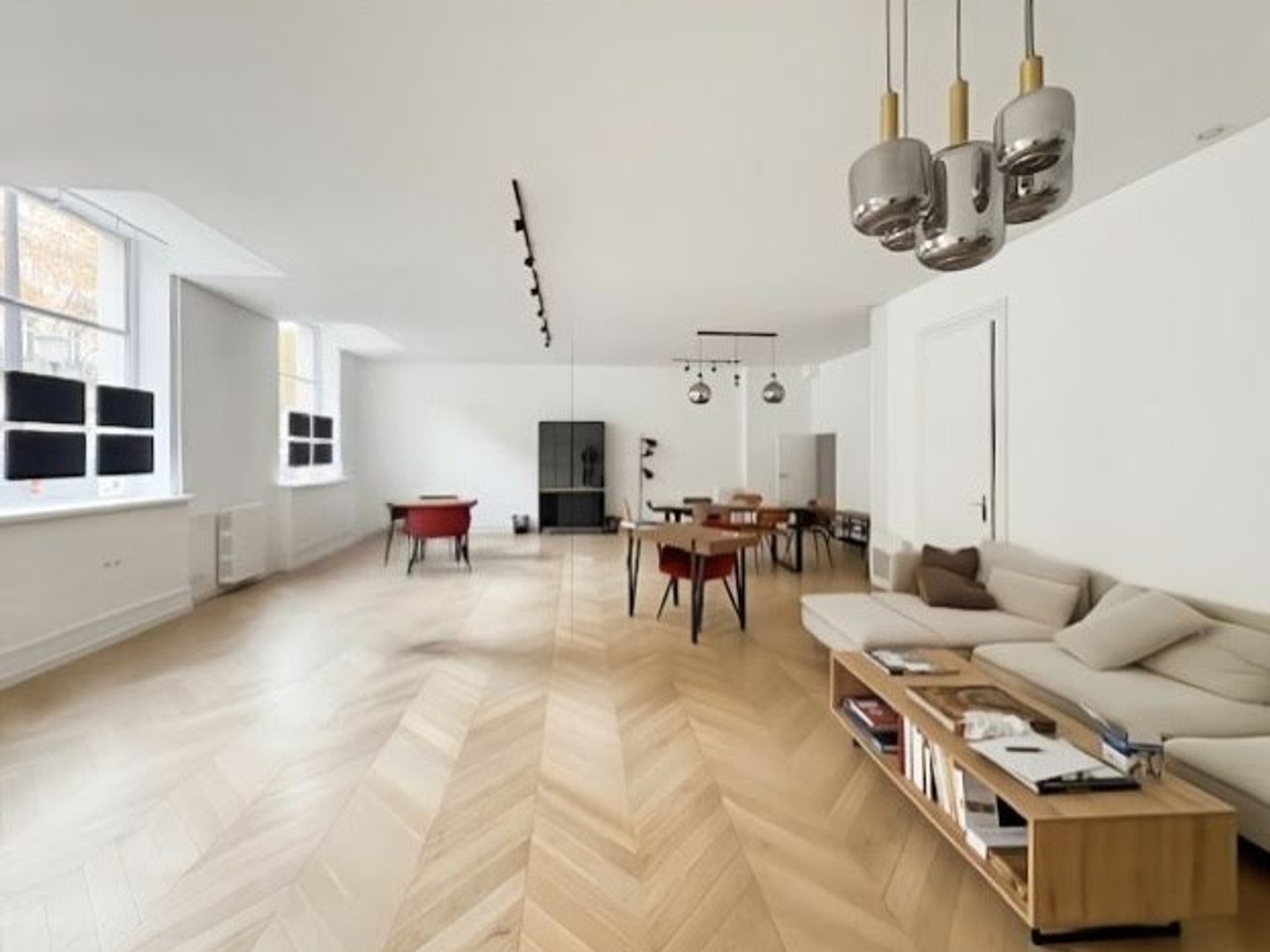 Local 85 m²