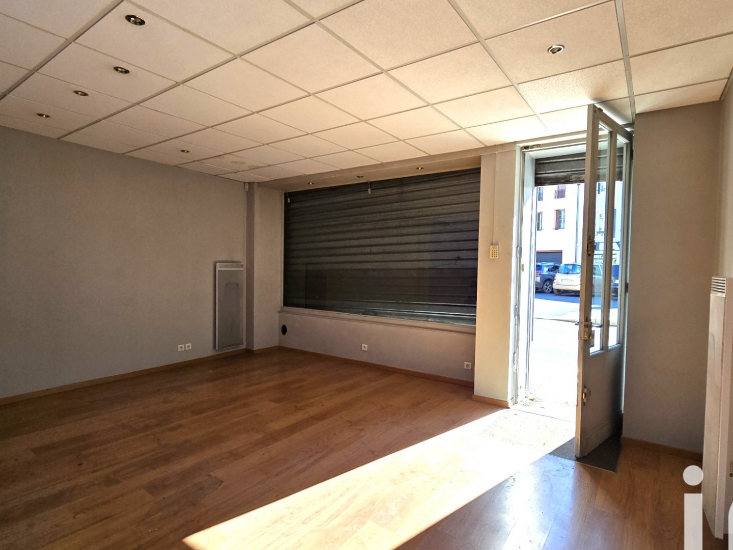 Immeuble à vendre - 330m2 - Cusset (03300)