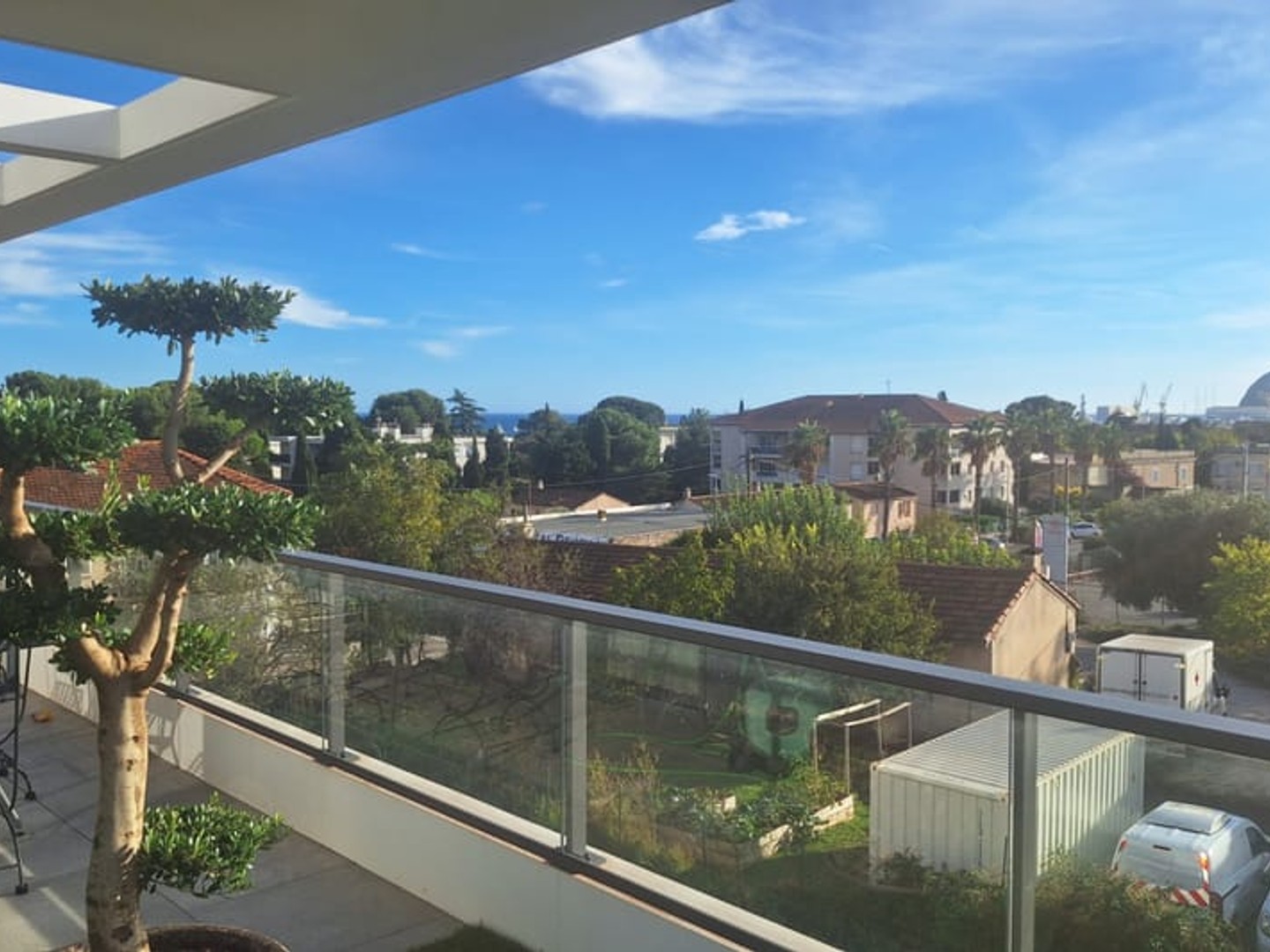 LA CIOTAT COUP DE COEUR POUR CET APPARTEMENT