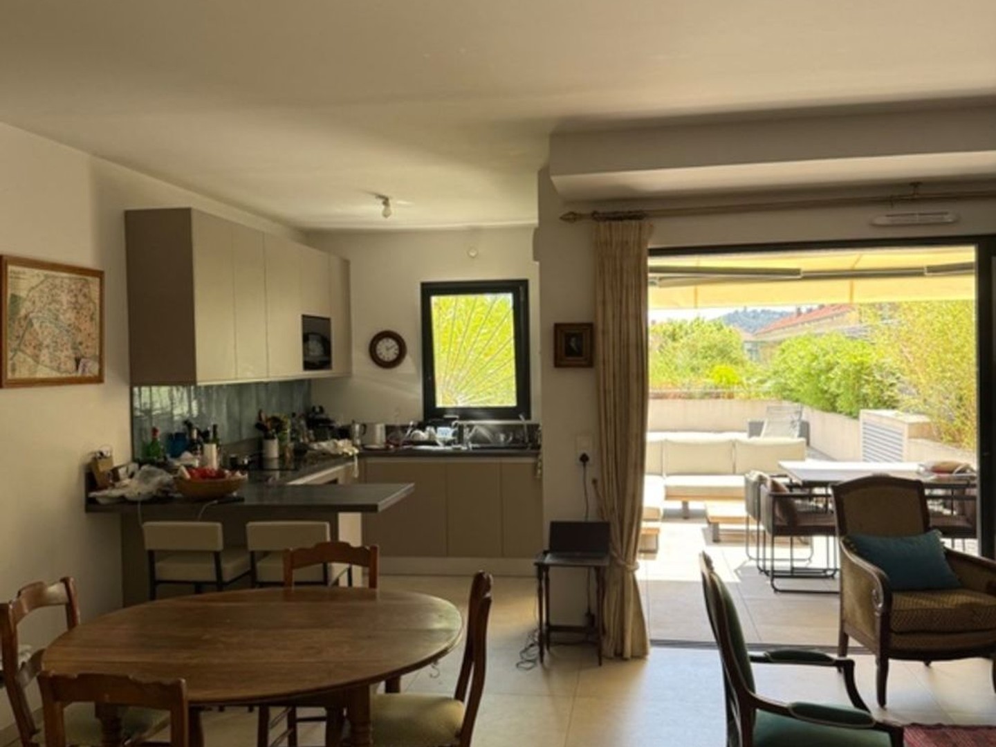 Appartement à vendre - 3 pièces - 73m2 - Hyères (83400)