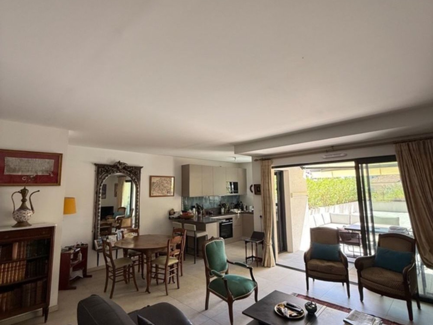 Appartement à vendre - 3 pièces - 73m2 - Hyères (83400)