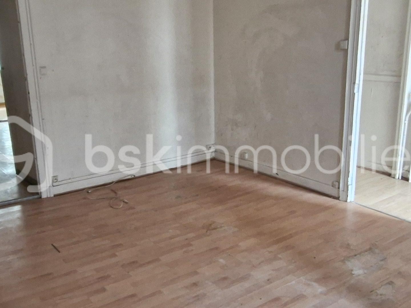Immeuble à vendre - 6 pièces - 118m2 - Sainte-Foy-La-Grande (33220)