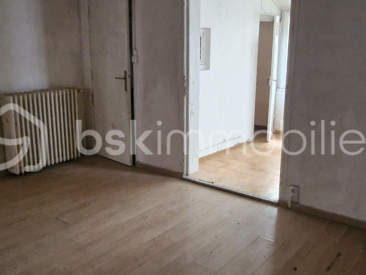 Immeuble à vendre - 6 pièces - 118m2 - Sainte-Foy-La-Grande (33220)