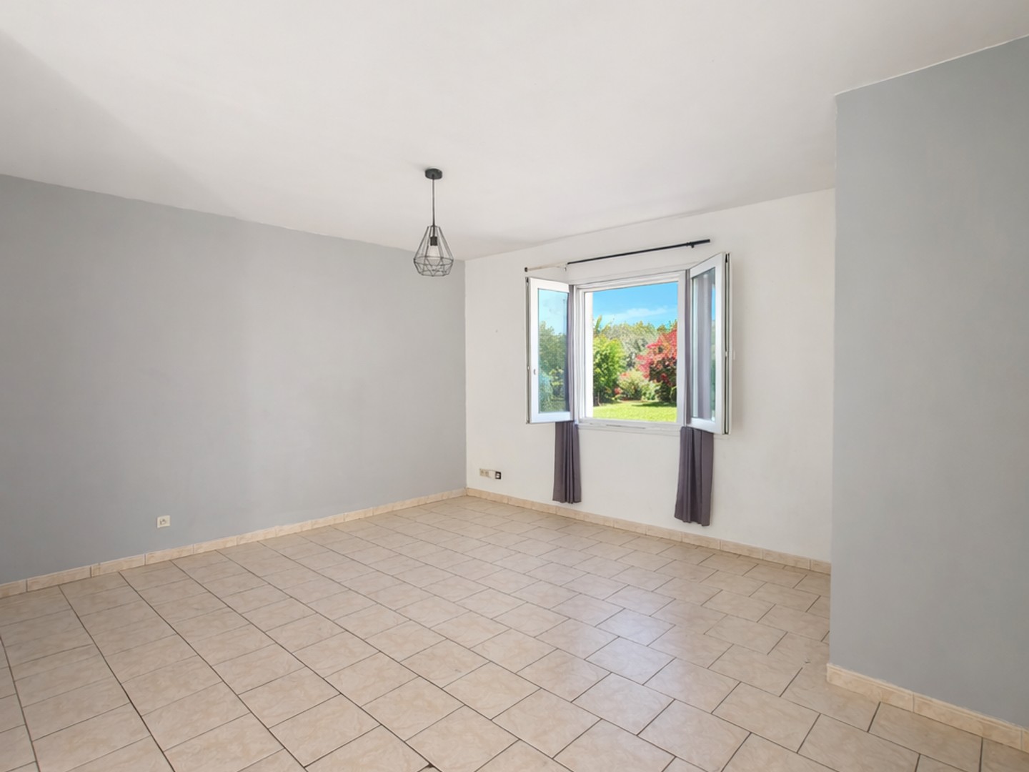 Maison à vendre - 4 pièces - 115m2 - Saint-Germain-D'arcé (72800)