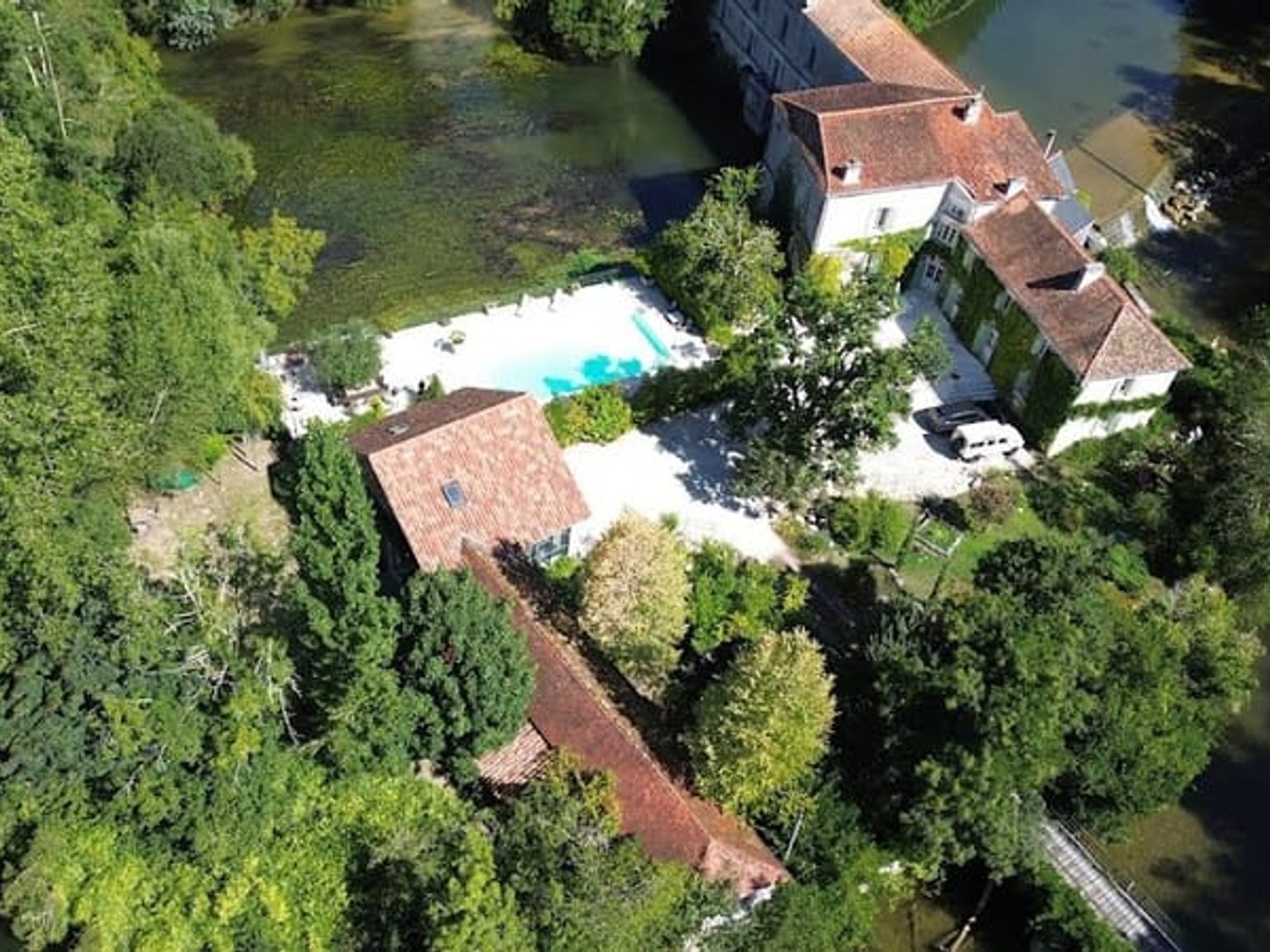 Maison 15 pièces 524 m²
