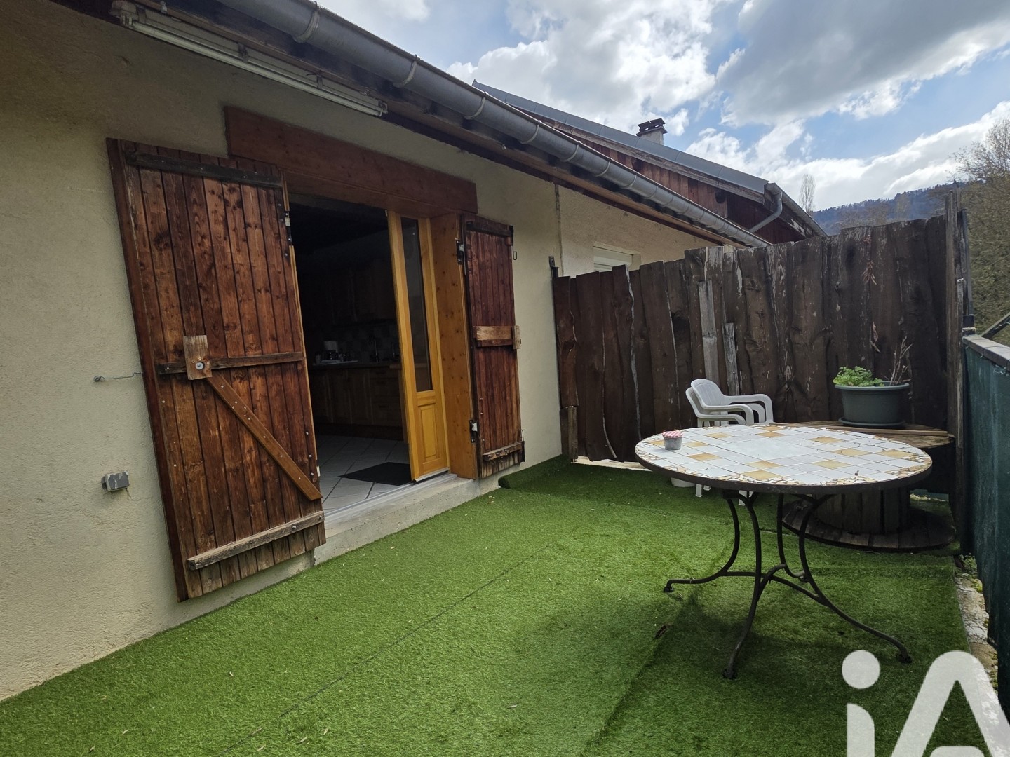 Maison à vendre - 6 pièces - 154m2 - Sainte-Hélène-Du-Lac (73800)