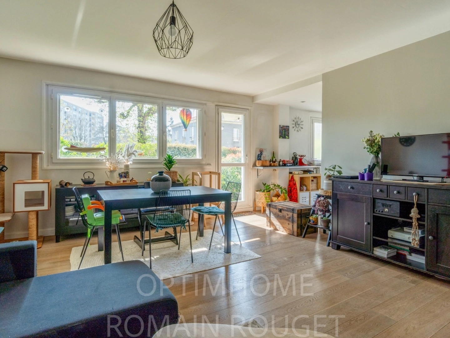 Appartement à vendre - 4 pièces - 82m2 - Chatou (78400)