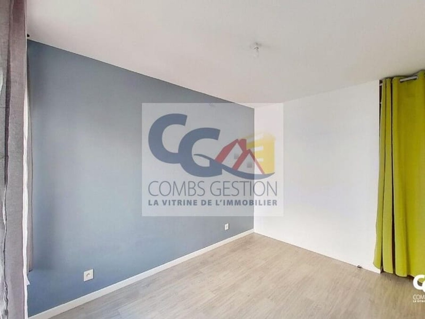 Appartement à vendre - 3 pièces - 61m2 - Corbeil-Essonnes (91100)