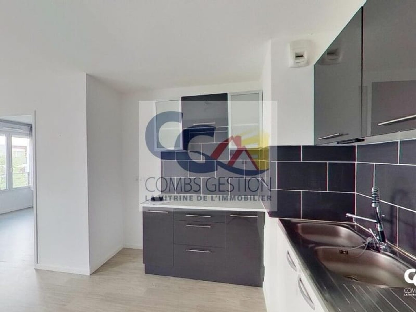 Appartement à vendre - 3 pièces - 61m2 - Corbeil-Essonnes (91100)
